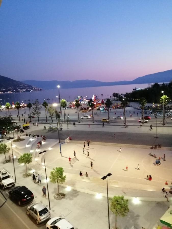 Seaview Apartment Vlore Bagian luar foto