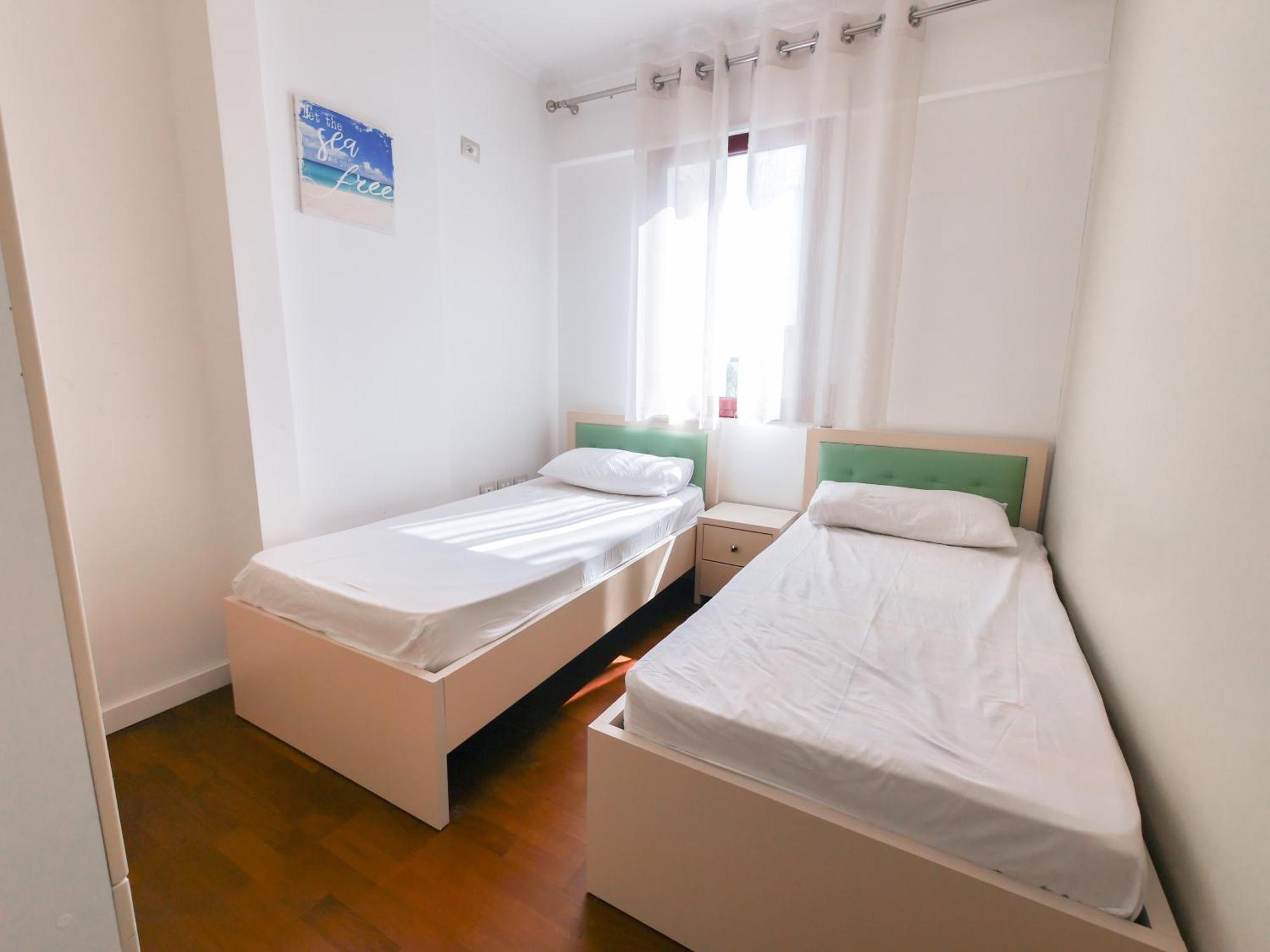 Seaview Apartment Vlore Bagian luar foto